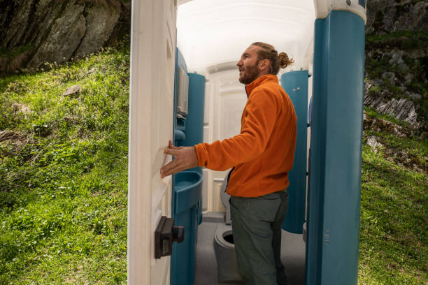 Best Portable toilet rental cost  in Newark, NJ