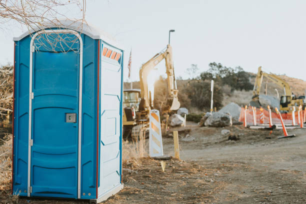 Best Portable restroom trailer rental  in Newark, NJ