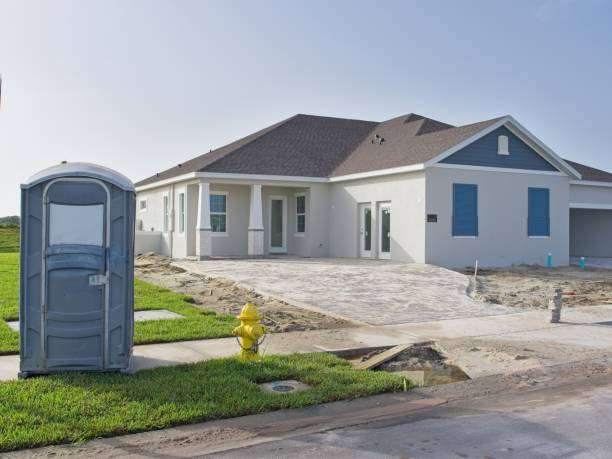 Best Portable restroom trailer rental  in Newark, NJ